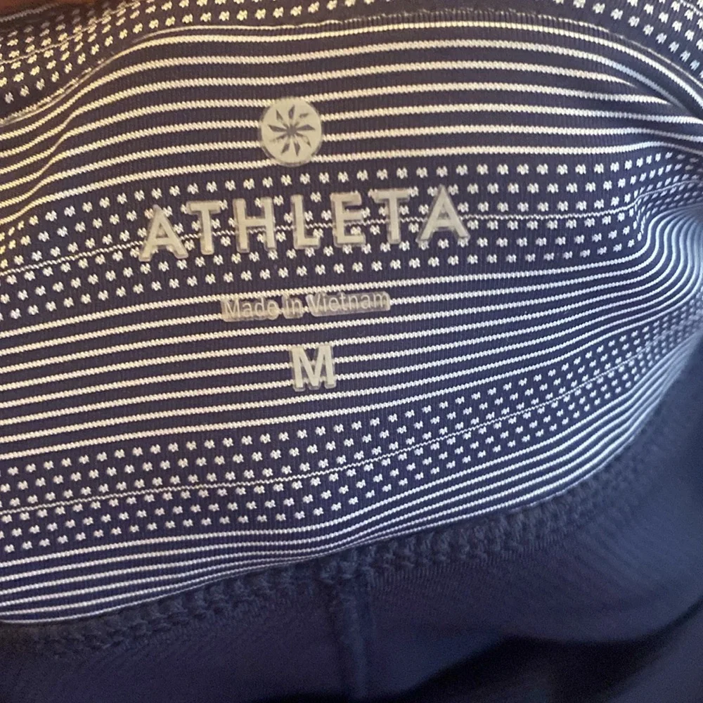 Athleta tiered skirt with built in shorts‎